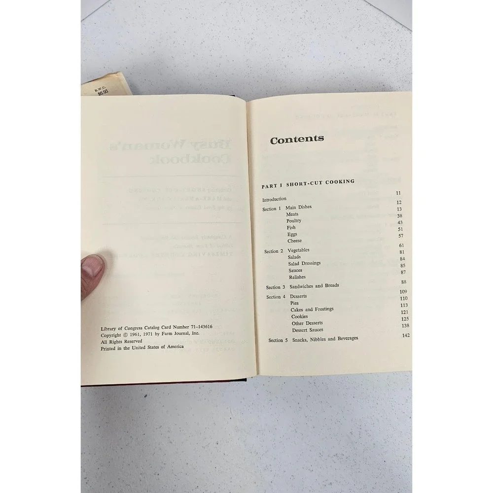 Busy Woman's Cookbook 1971 Farm Journal Vintage‎ Recipes Time Saving